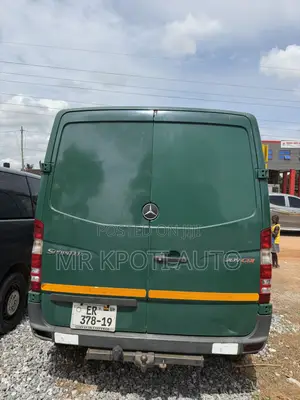 Mercedes-Benz Sprinter 2013 Green