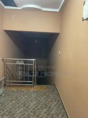 2bdrm Apartment in Miracle Properties, Frafraha for rent