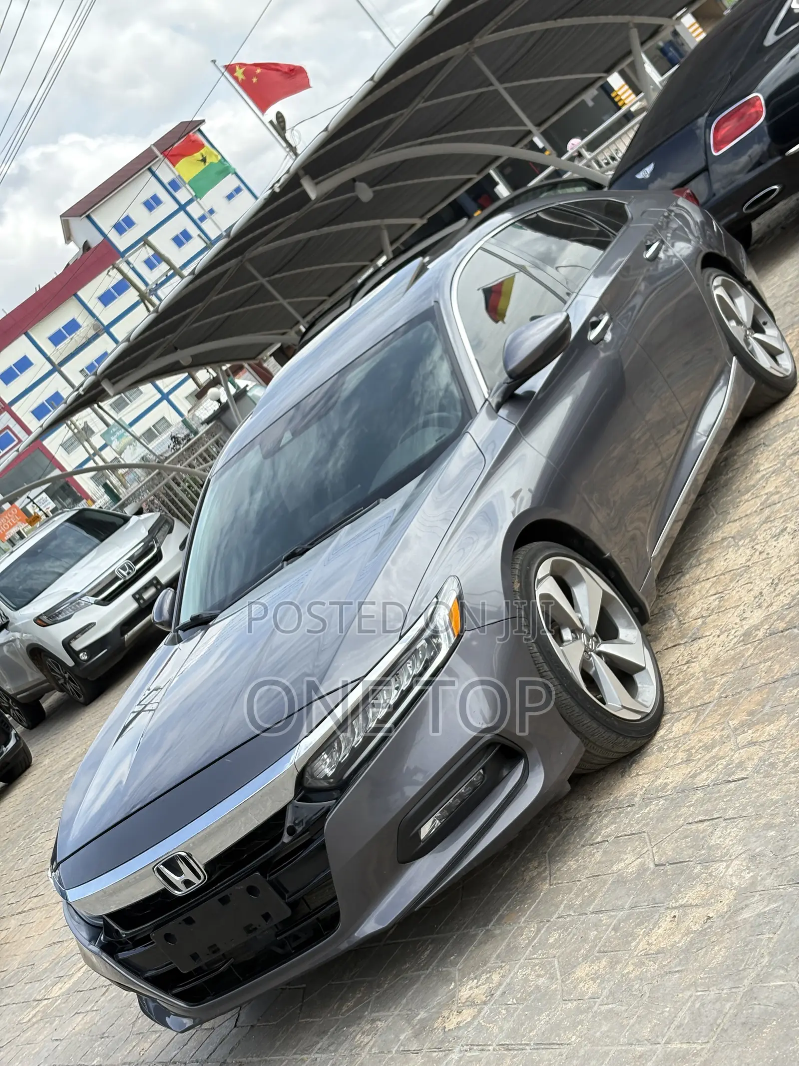 Honda Accord Touring 2.0T 2020 Gray