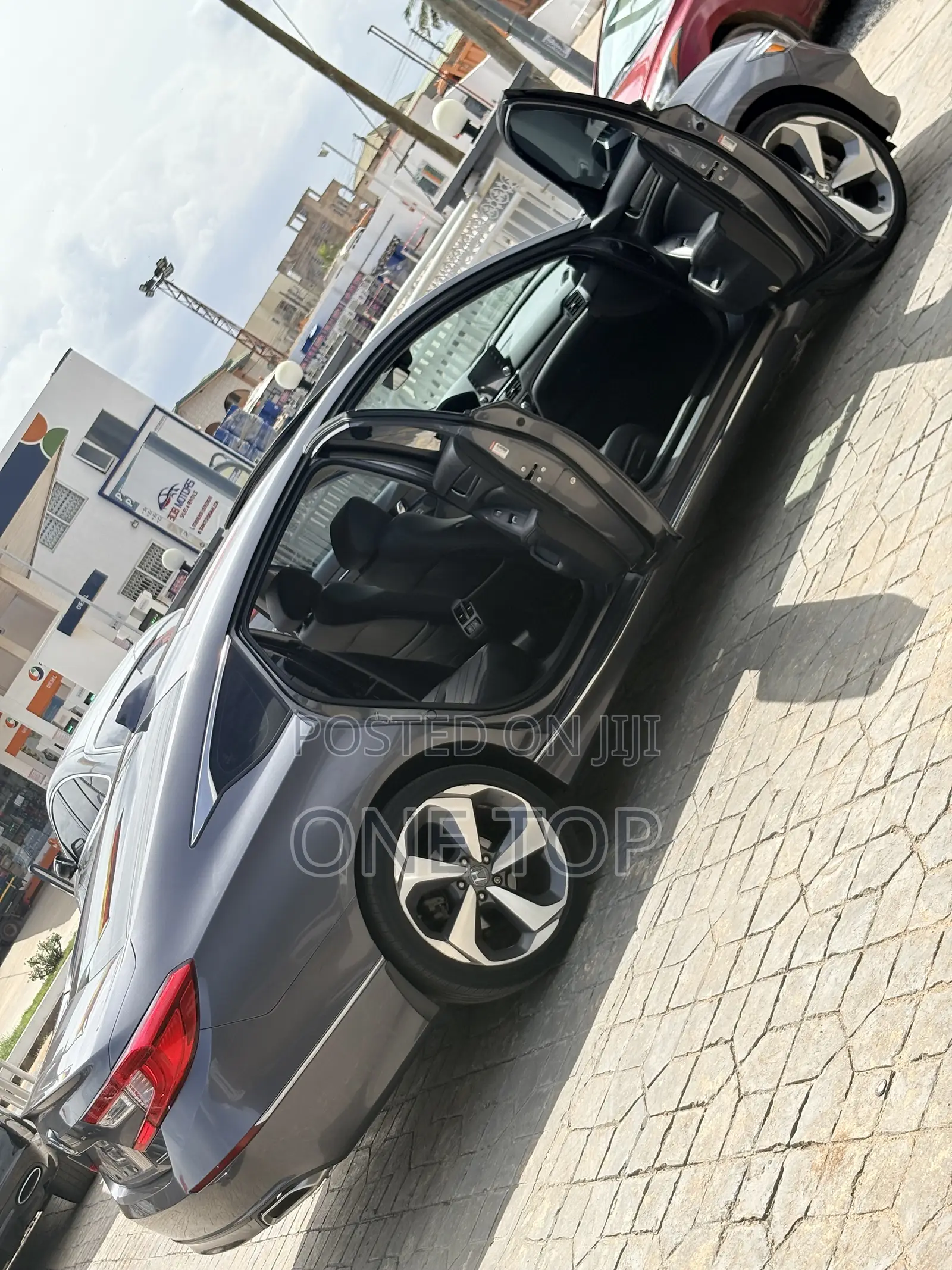 Honda Accord Touring 2.0T 2020 Gray