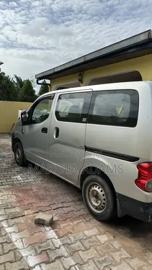 Nissan NV200 S 2015 Silver