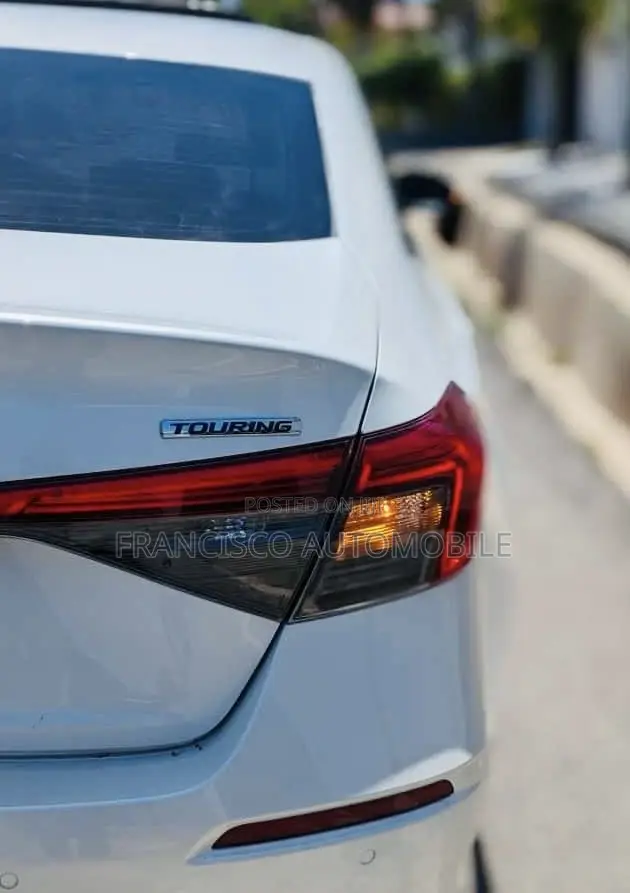 Honda Civic Touring 2022 White