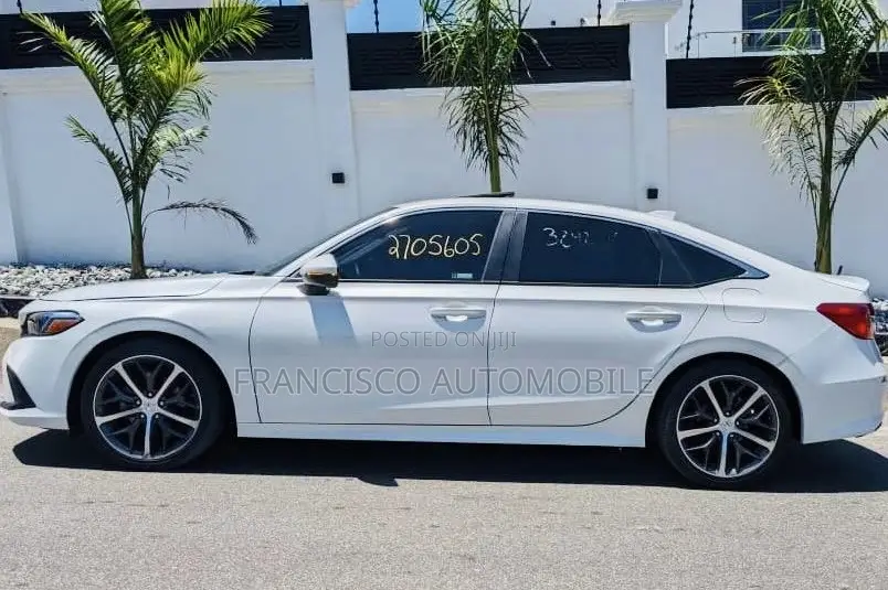 Honda Civic Touring 2022 White