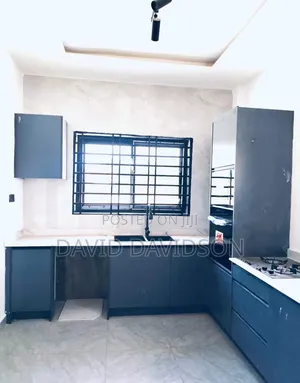 4bdrm House in 4 Bedroom With, Tema Metropolitan for sale