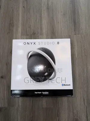 Onyx Studio 8