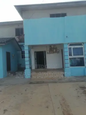 1bdrm Apartment in Spintex, Baatsona Total for rent