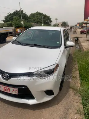 Toyota Corolla 2016 White