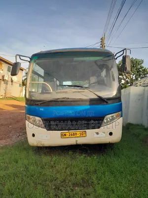 Yutong ZK6107H 2010 Blue