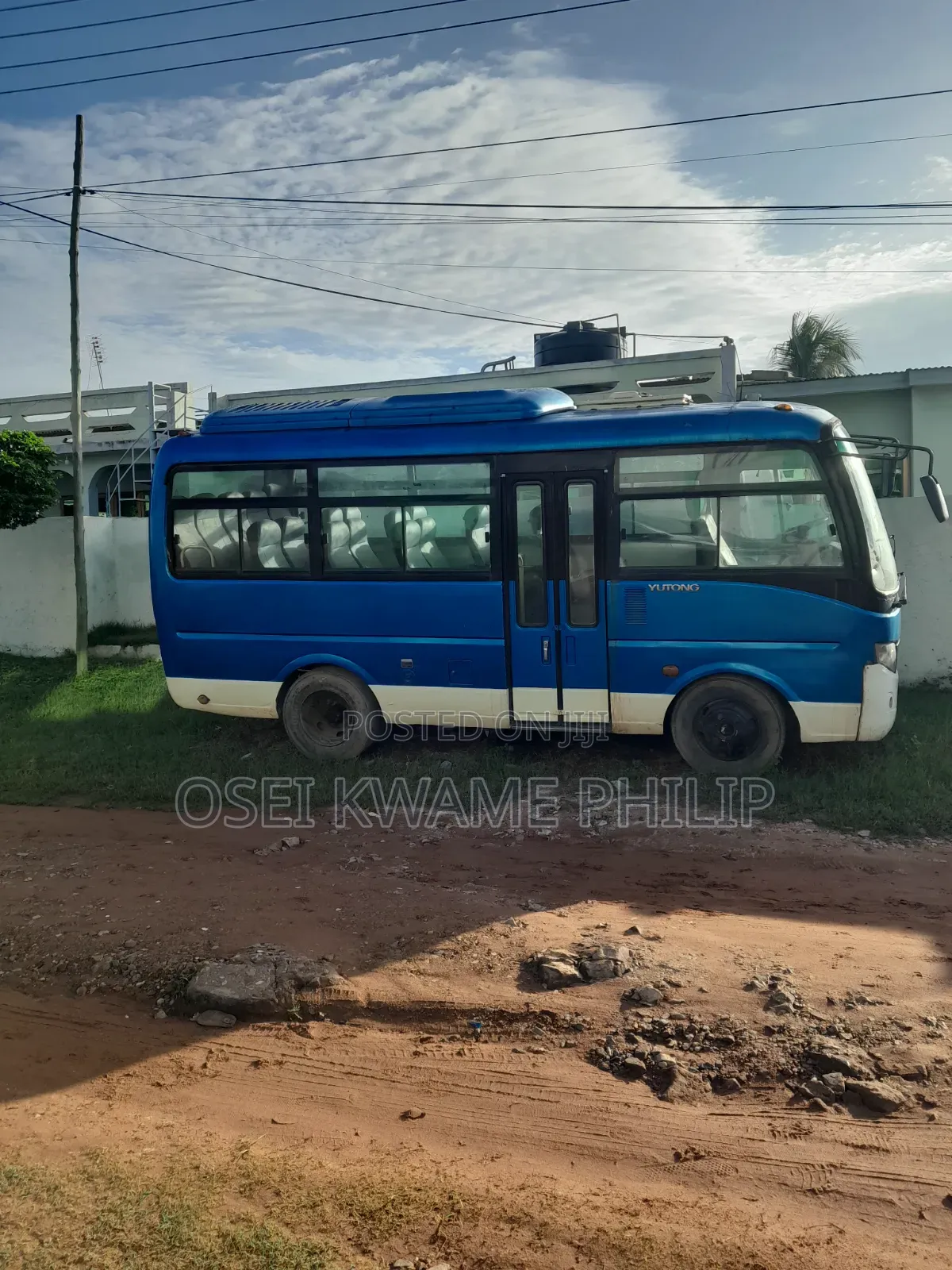 Yutong ZK6107H 2010 Blue