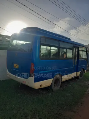 Yutong ZK6107H 2010 Blue