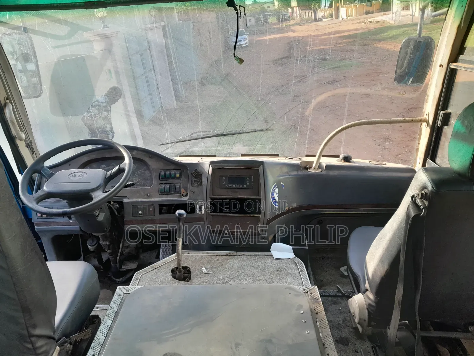 Yutong ZK6107H 2010 Blue