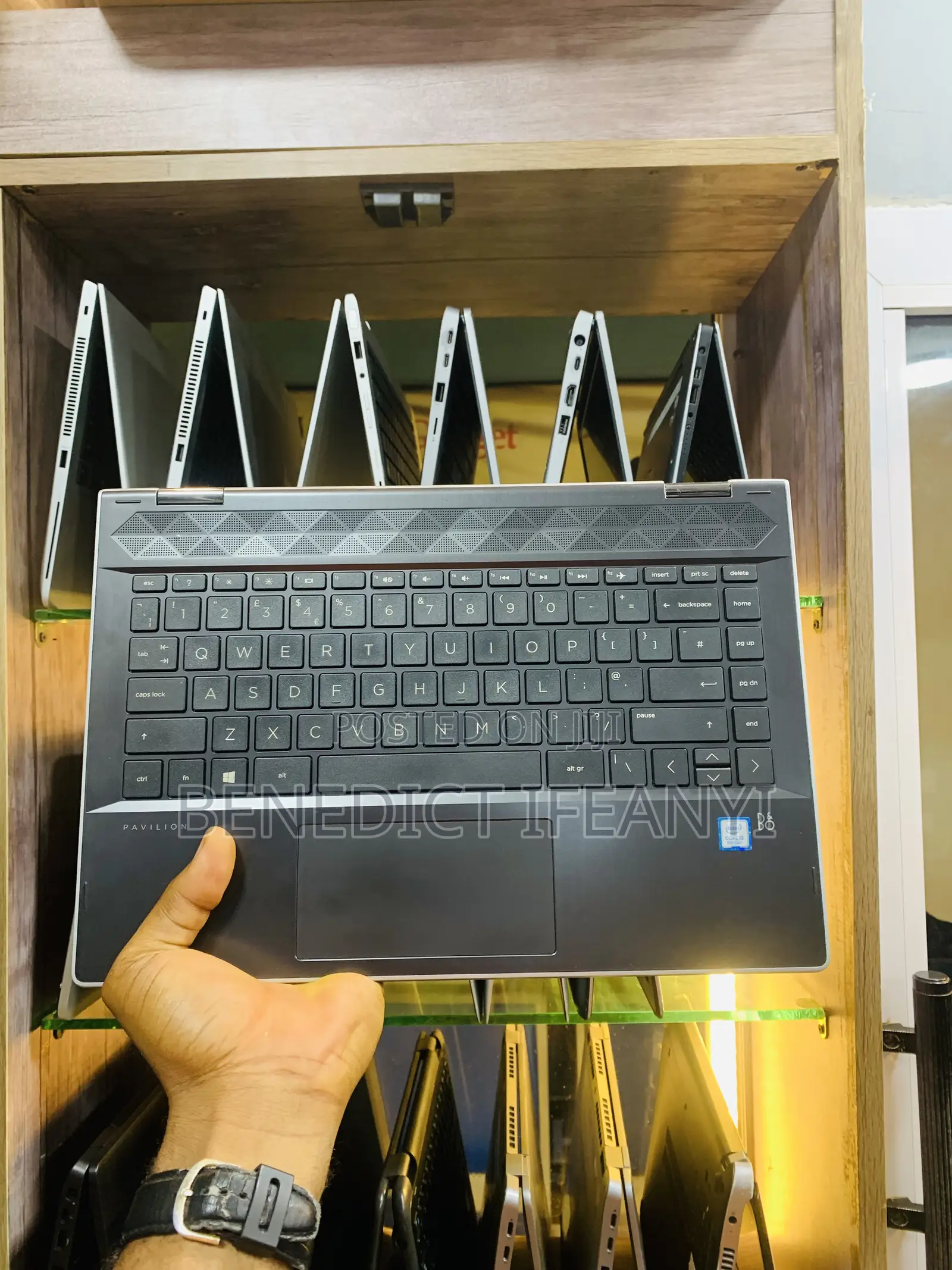 Laptop HP Pavilion 14 x360 2-in-1 8GB Intel Core i3 SSD 128GB