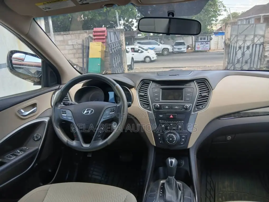 Hyundai Santa Fe SE AWD 2017 Orange