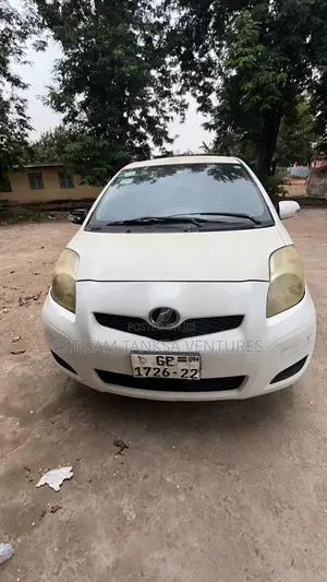 Toyota Vitz 1.5 FWD 3dr 2008 White