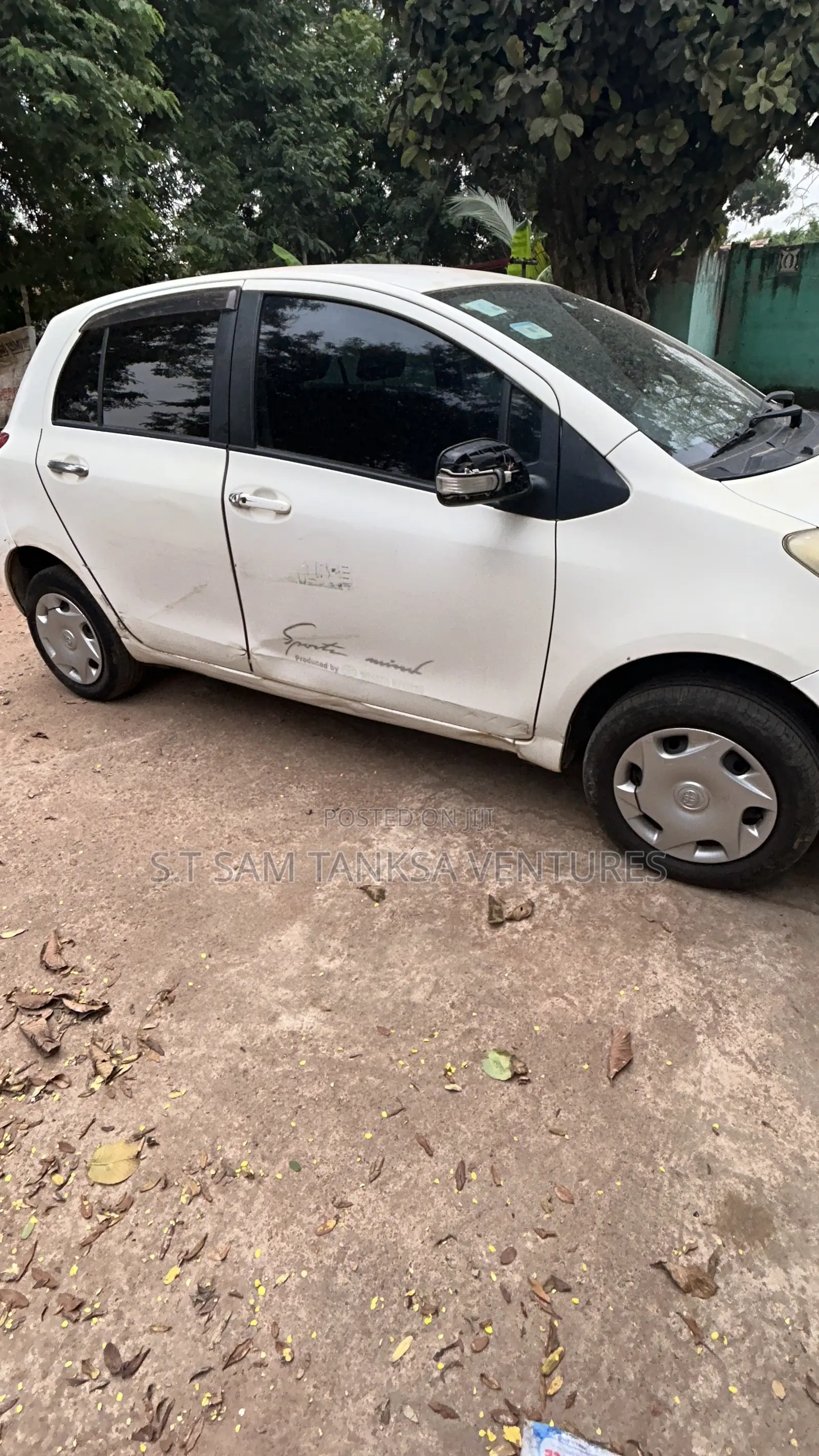 Toyota Vitz 1.5 FWD 3dr 2008 White