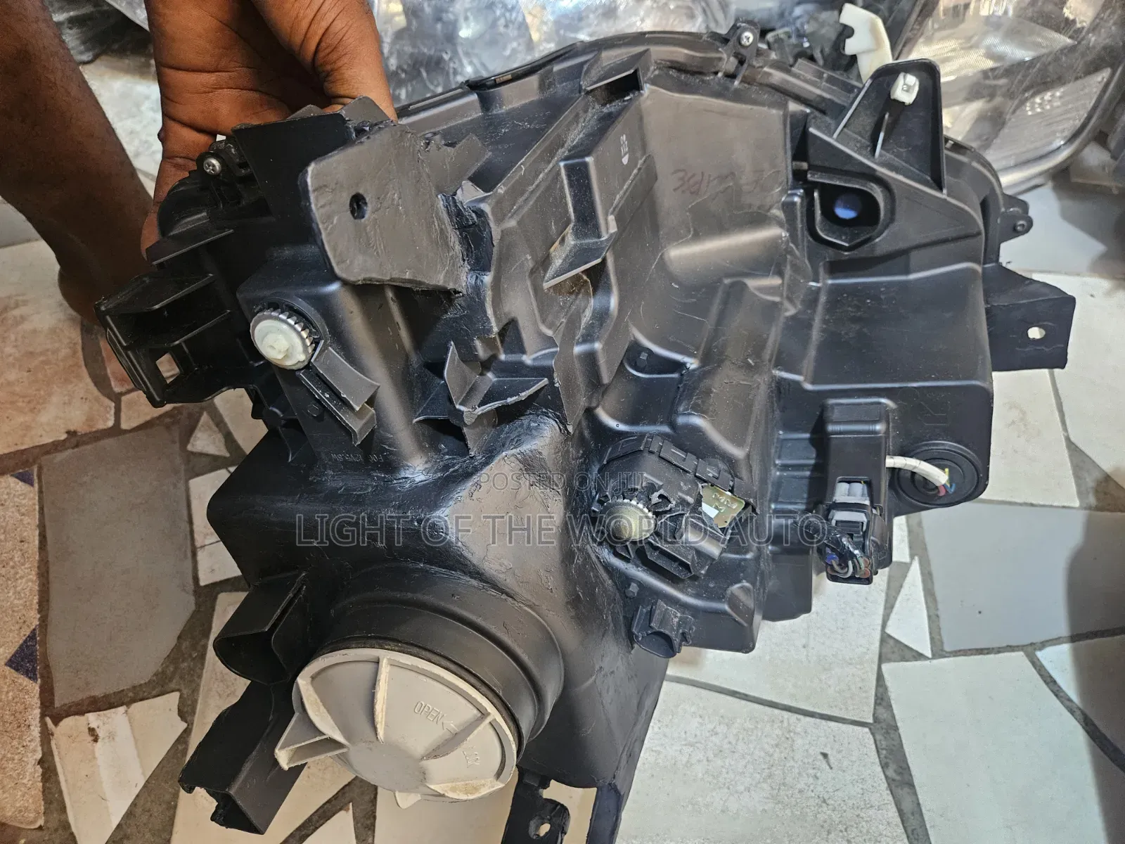 Eclipse Cross 24 Headlight Available