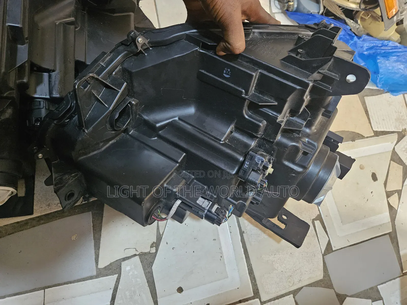 Eclipse Cross 24 Headlight Available
