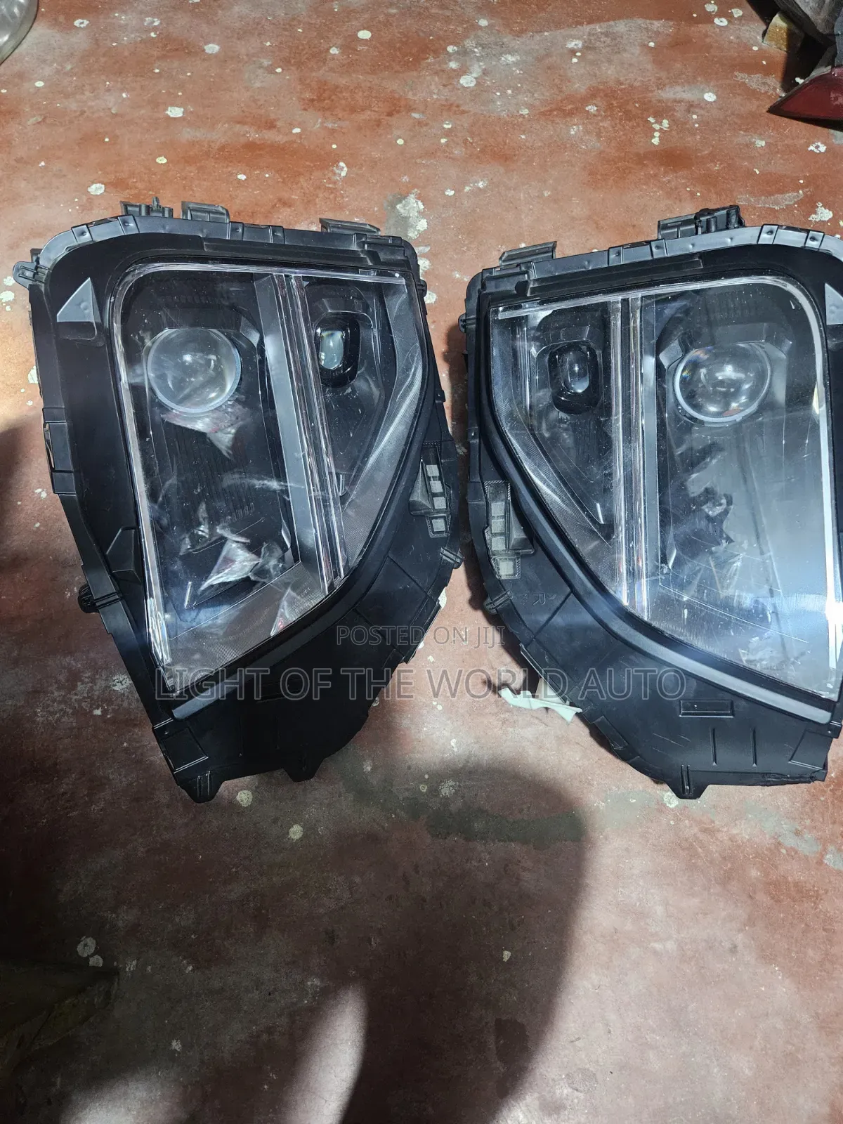 Eclipse Cross 24 Headlight Available
