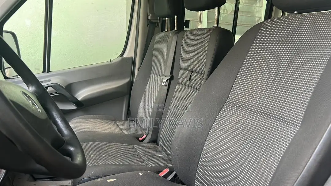 Mercedes-Benz Sprinter 2013 Red