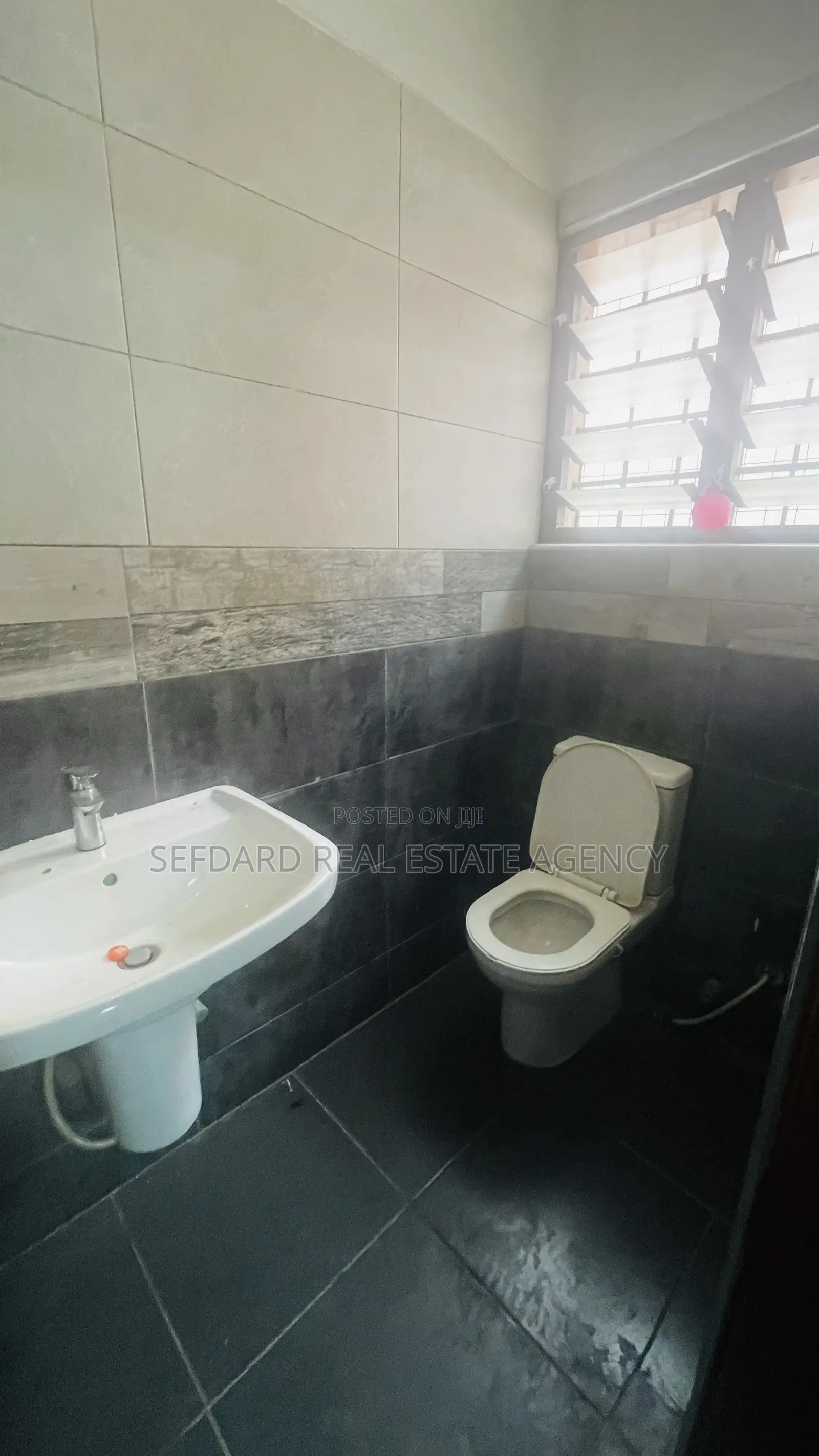 4bdrm House in Sefdard Properties, Kwabenya for rent
