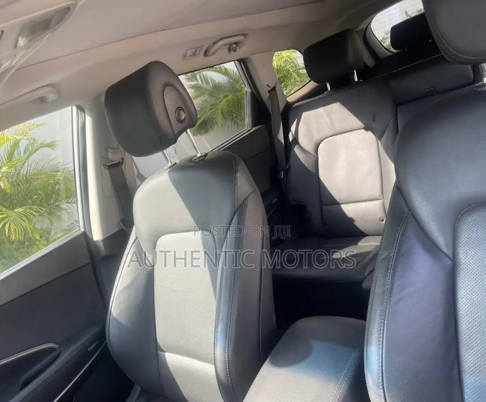 Hyundai Santa Fe Limited Ultimate AWD 2017 Silver