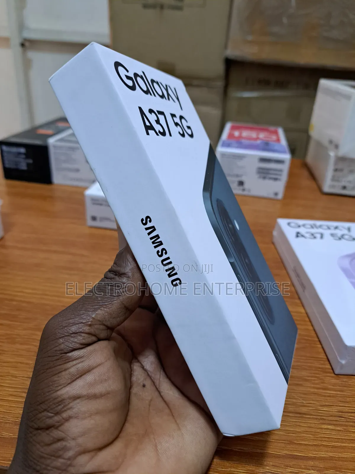 New Samsung Galaxy A37 256 GB Gray