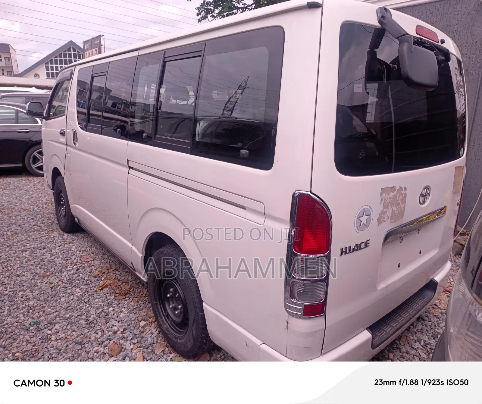 Toyota HiAce 2015 White