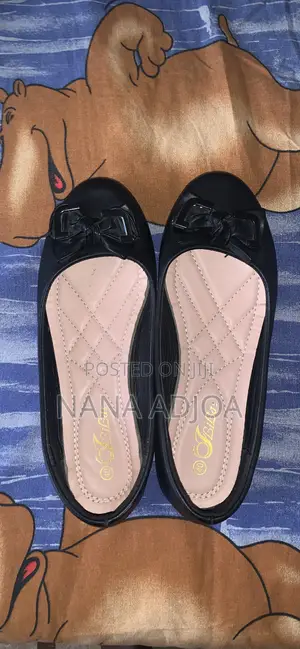 Black Leather Flats (Julia Brand)-Fast Sale