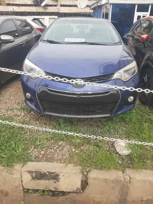 Toyota Corolla SE Special Edition 4dr Sedan (1.8L 4cyl CVT) 2017 Blue