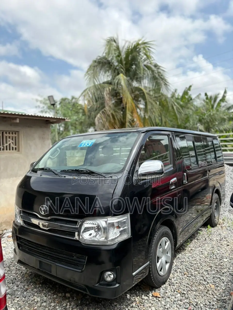 Toyota HiAce 2014 Black