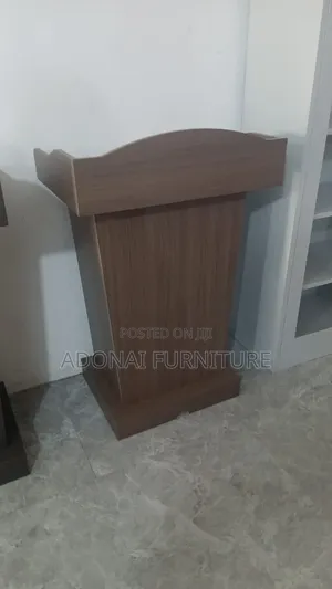 Pulpit (Brown)