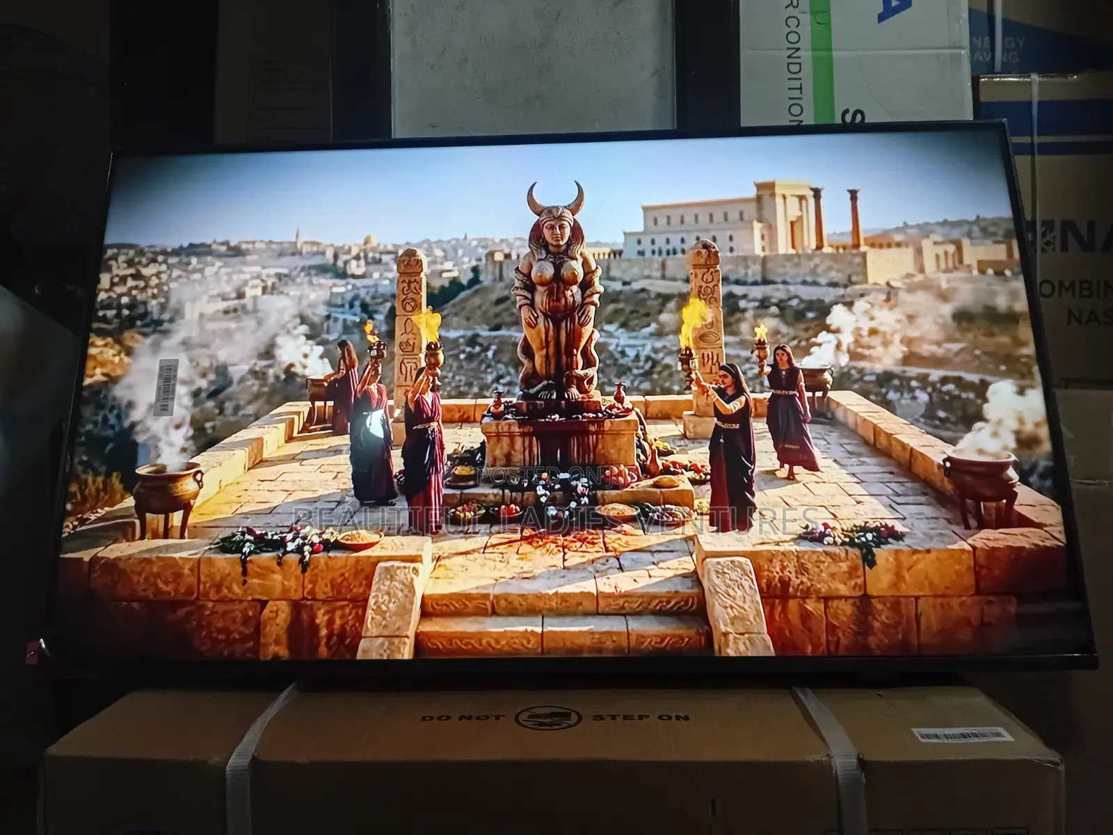 Samsung 43-Inch Home Cinema Smart Tv