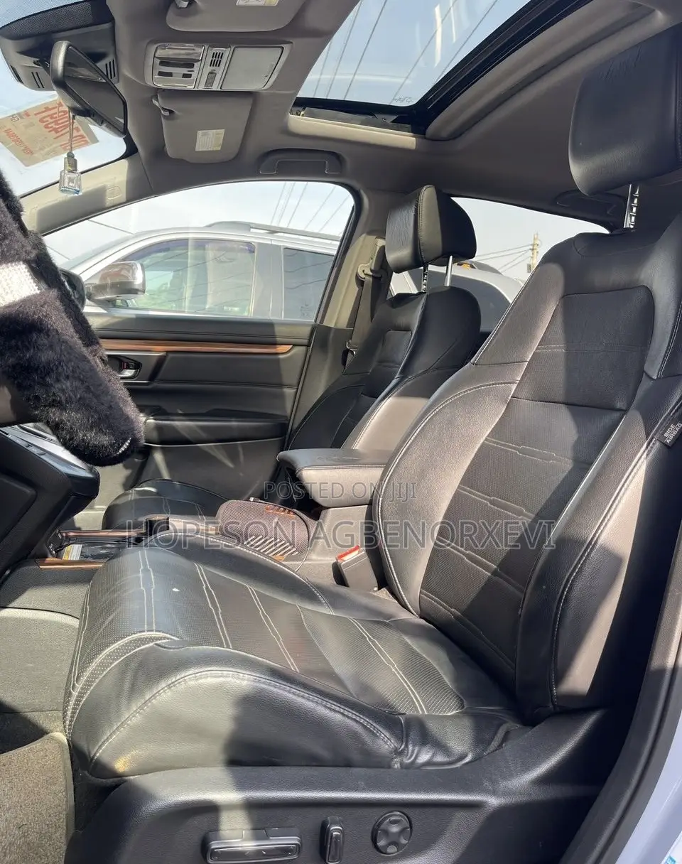 Honda CR-V Touring AWD 2020 Blue