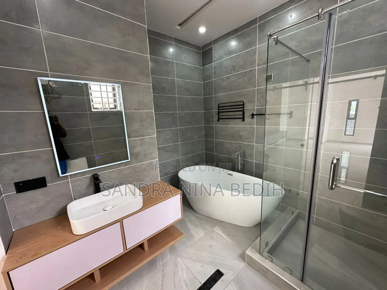 5bdrm House in East Legon Hills, School Junction for sale
