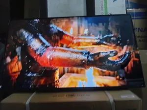 Samsung 43-Inch Stylish Smart Led Television