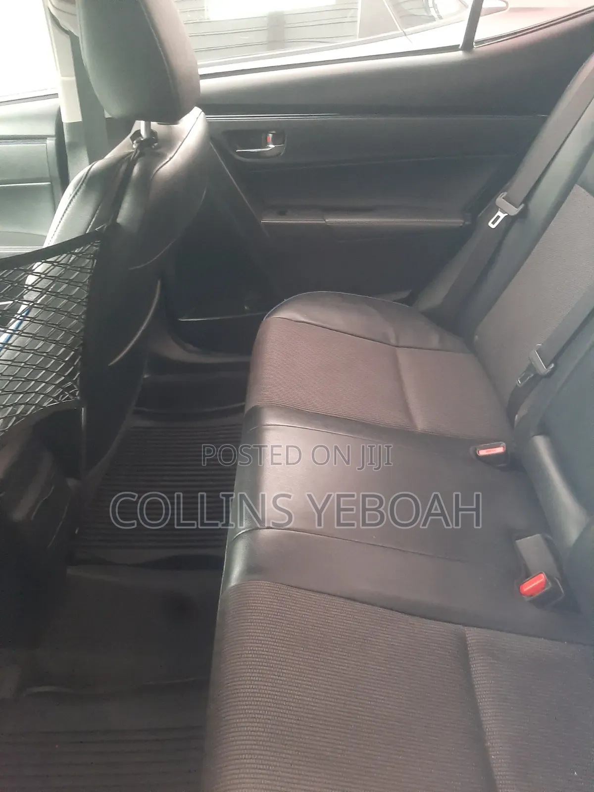 Toyota Corolla SE 4dr Sedan (1.8L 4cyl CVT) 2017 Brown