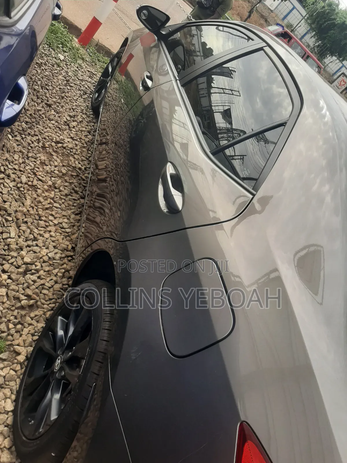 Toyota Corolla SE 4dr Sedan (1.8L 4cyl CVT) 2017 Brown