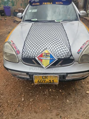Daewoo Nubira 2000 Silver