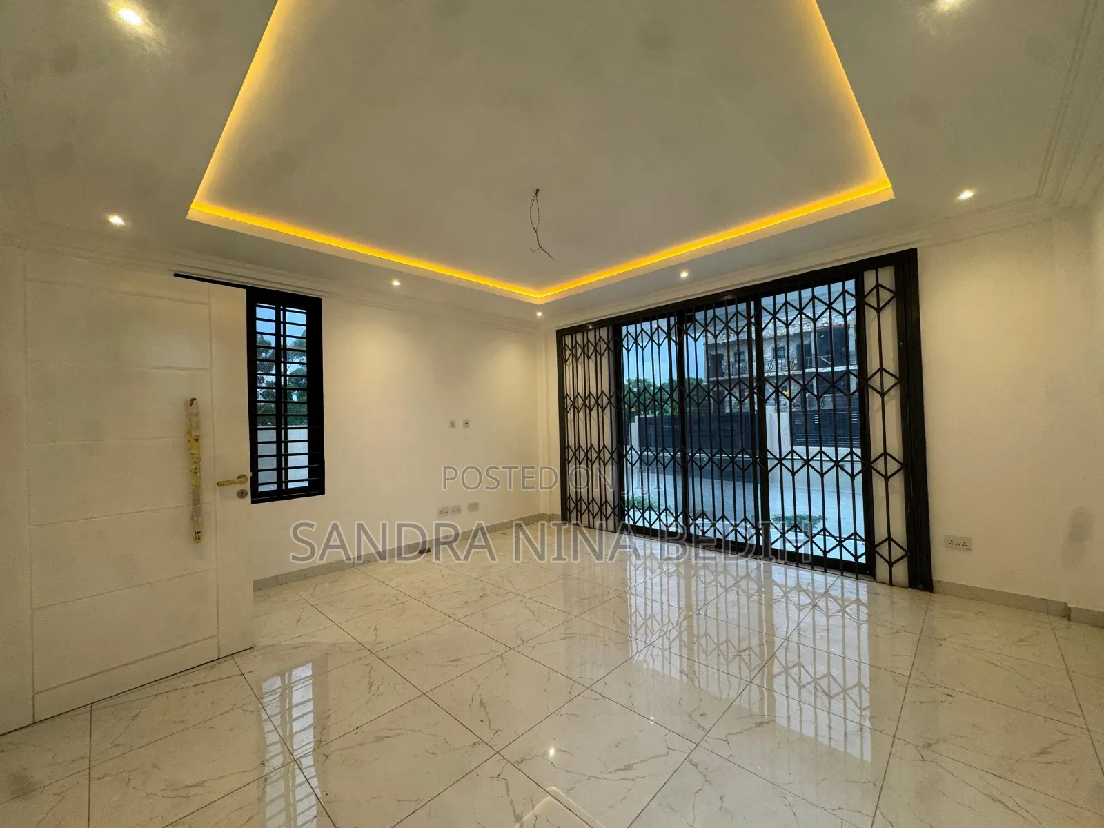 2bdrm Apartment in Santoe, School Junction for rent
