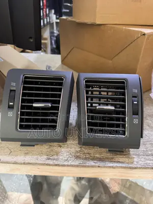Landcruiser 200 Side Vents Available