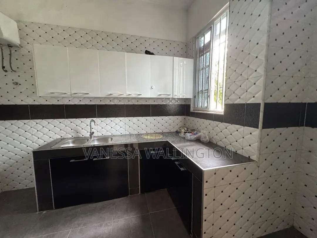 1bdrm Apartment in West Trassaco, East Legon for rent