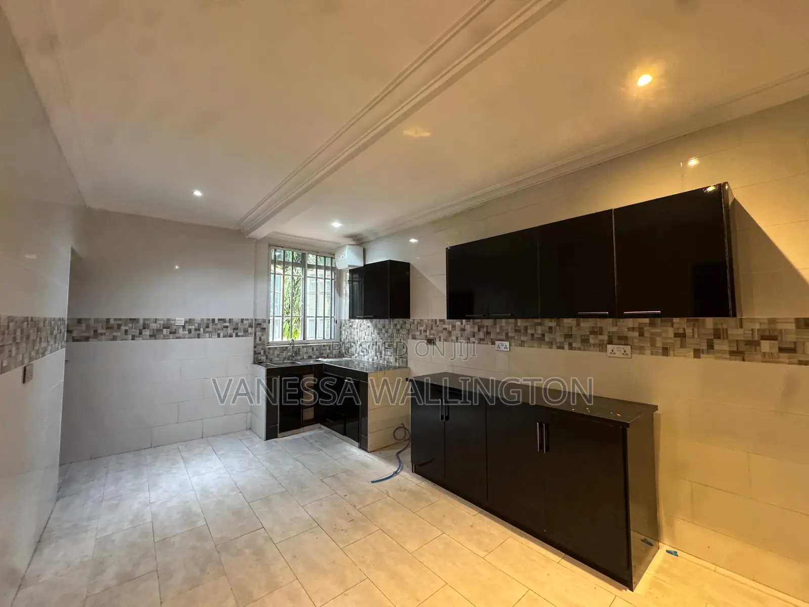 2bdrm Apartment in West Trassaco, East Legon for rent