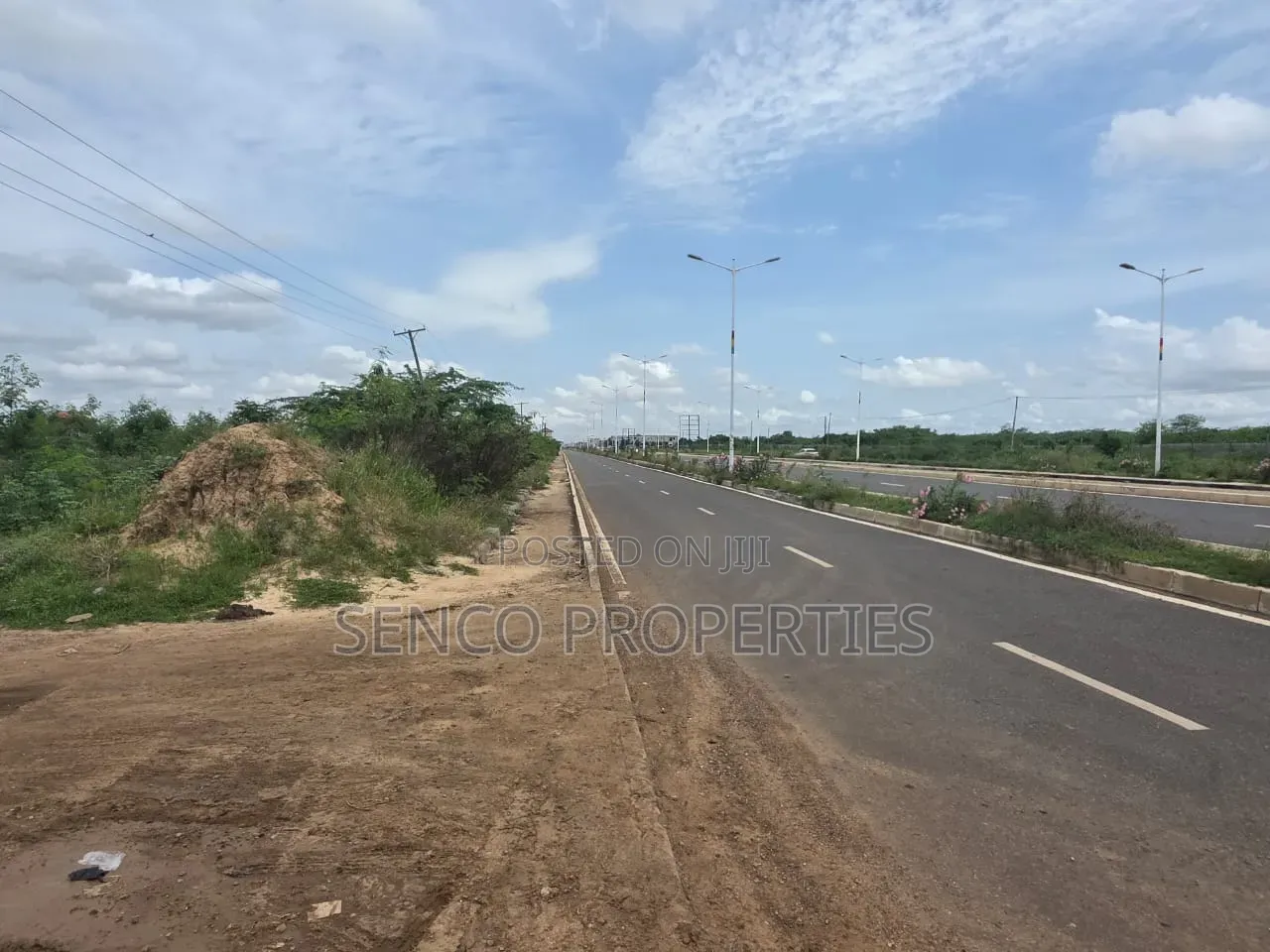 10acres of Titled Land for Sale at East Trasacco