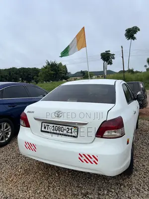 Toyota Belta 2010 White