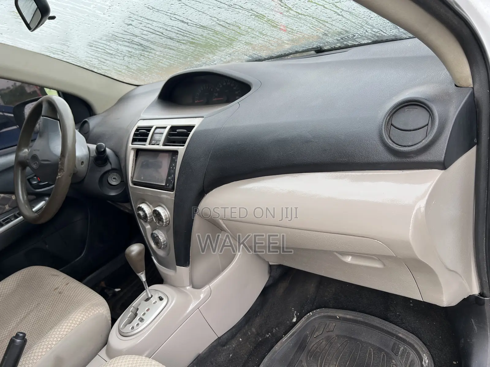 Toyota Belta 2010 White