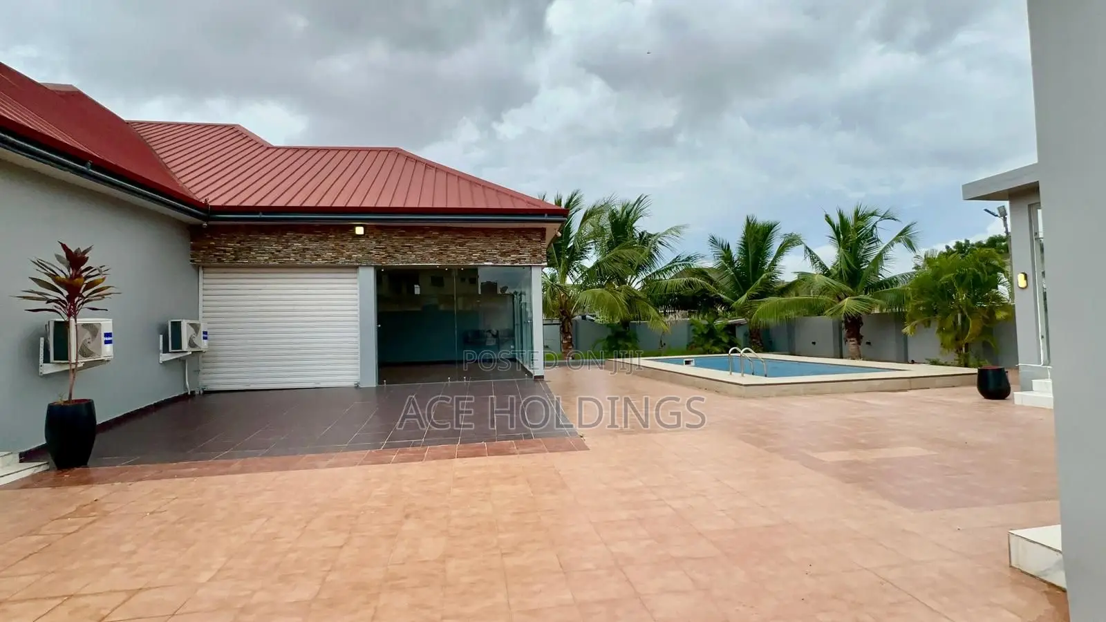 4bdrm House in Oyarifa for sale