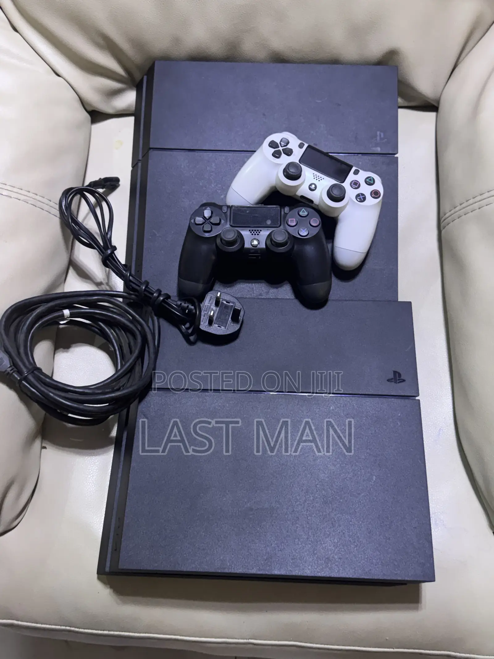 Playstation 4 500gig Standard Jailbreak With 10 Wild Games and One Pad