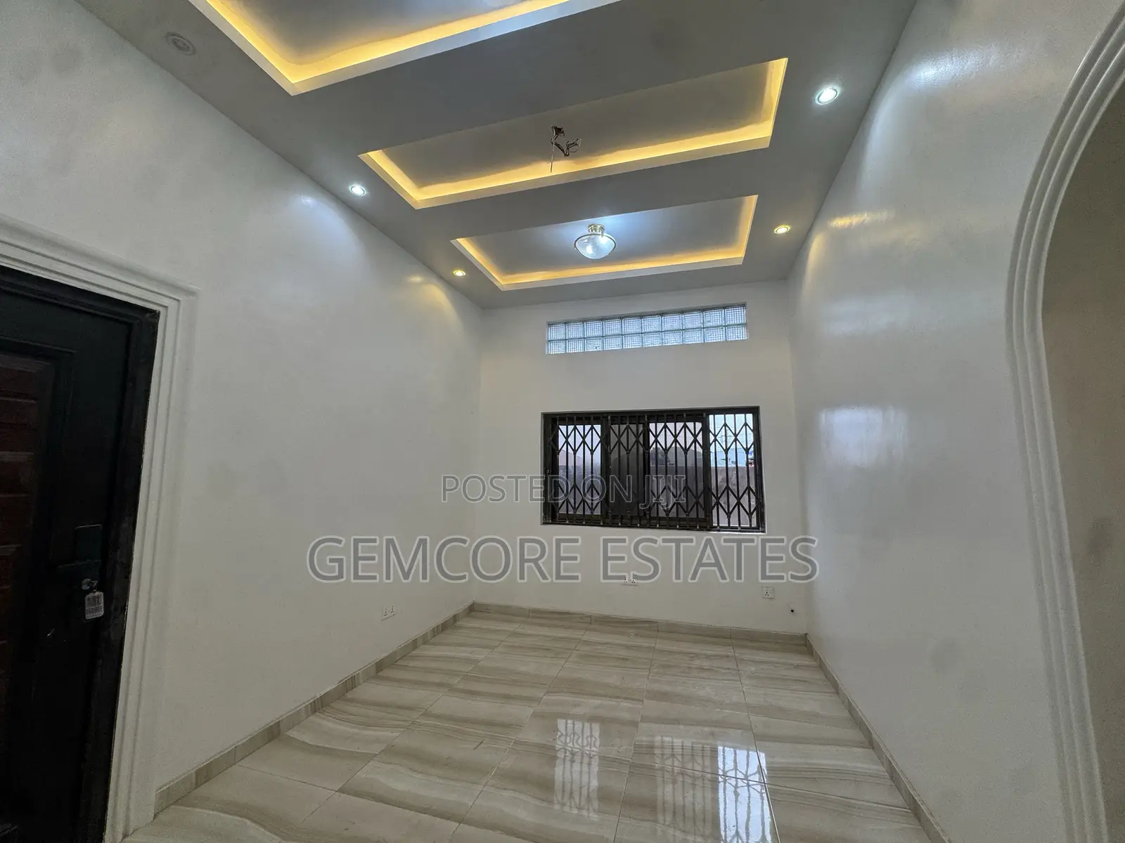 2bdrm Apartment in East Legon for sale