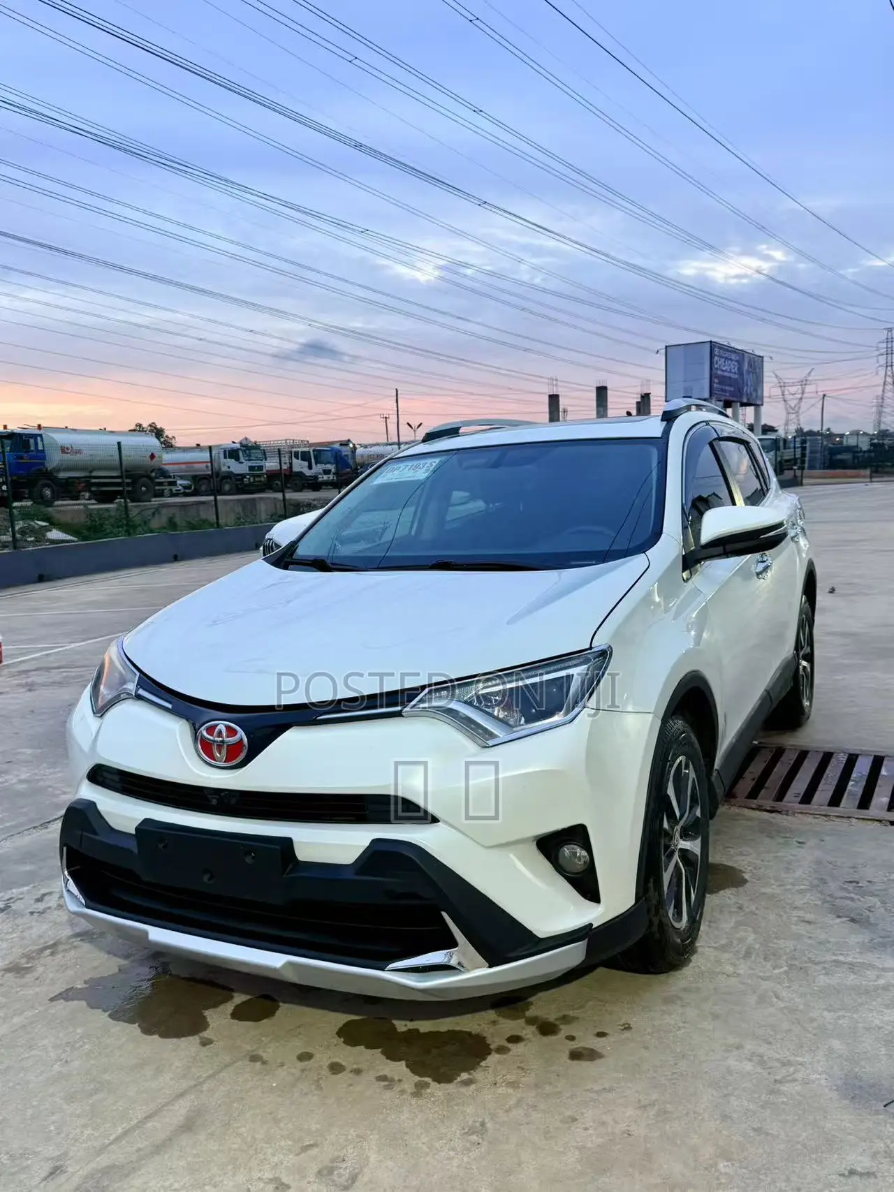 Toyota RAV4 2017 White