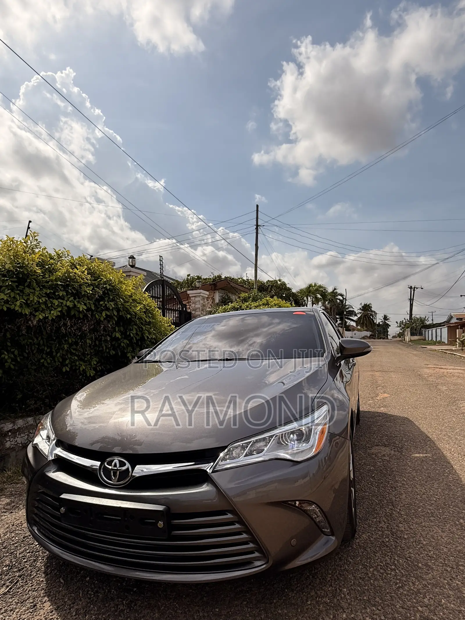 Toyota Camry XLE 4dr Sedan (2.5L 4cyl 6A) 2017 Gray